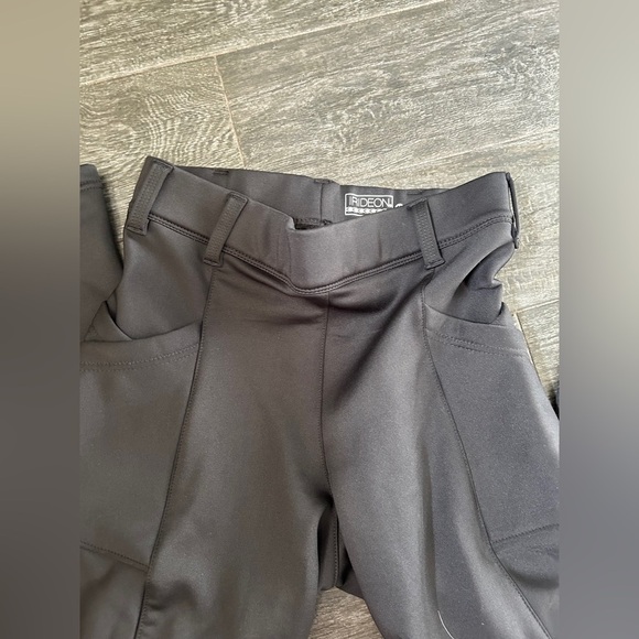 Irideon Black Thick Winter Jodhpurs. Size medium - Picture 2 of 5